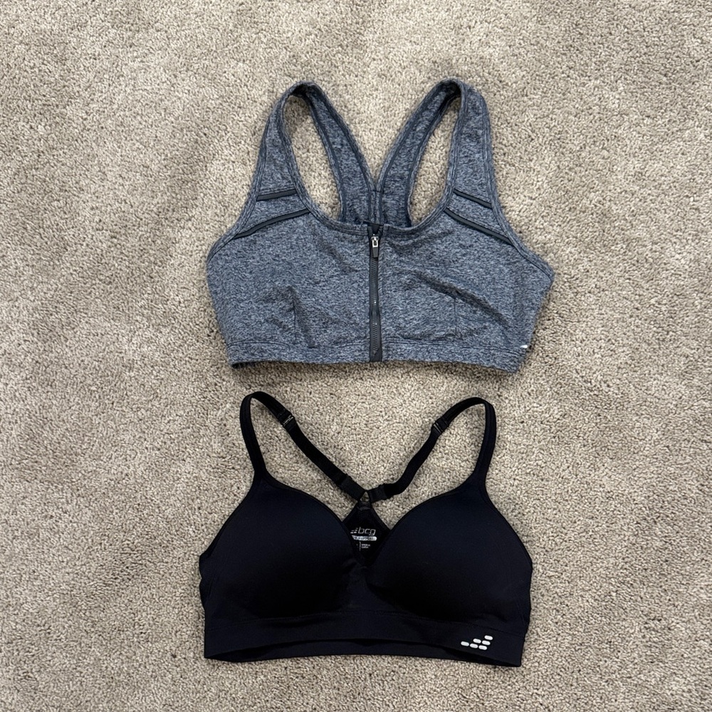 Women’s Front-Zip Gray Sports Bra & Black Padded Bra